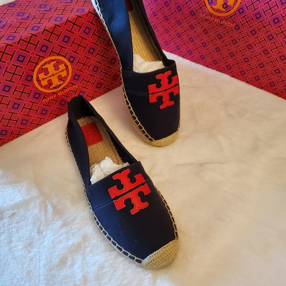 TORY BURCH NEW! Fabulous TORY BURCH Weston Flat Espadrille - Picture 2 of 7